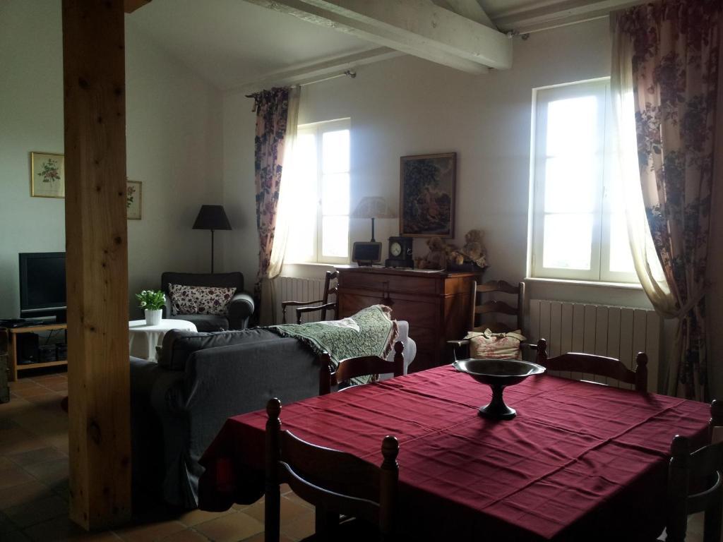 ブランザック Au Bon Gre D'Hugoline Bed & Breakfast エクステリア 写真