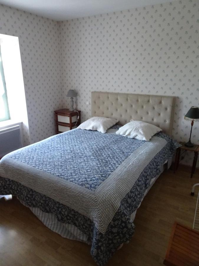 ブランザック Au Bon Gre D'Hugoline Bed & Breakfast エクステリア 写真