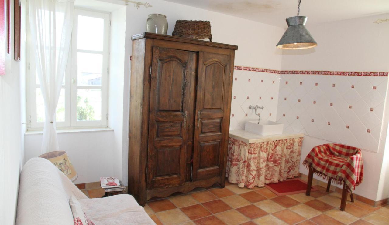 ブランザック Au Bon Gre D'Hugoline Bed & Breakfast エクステリア 写真